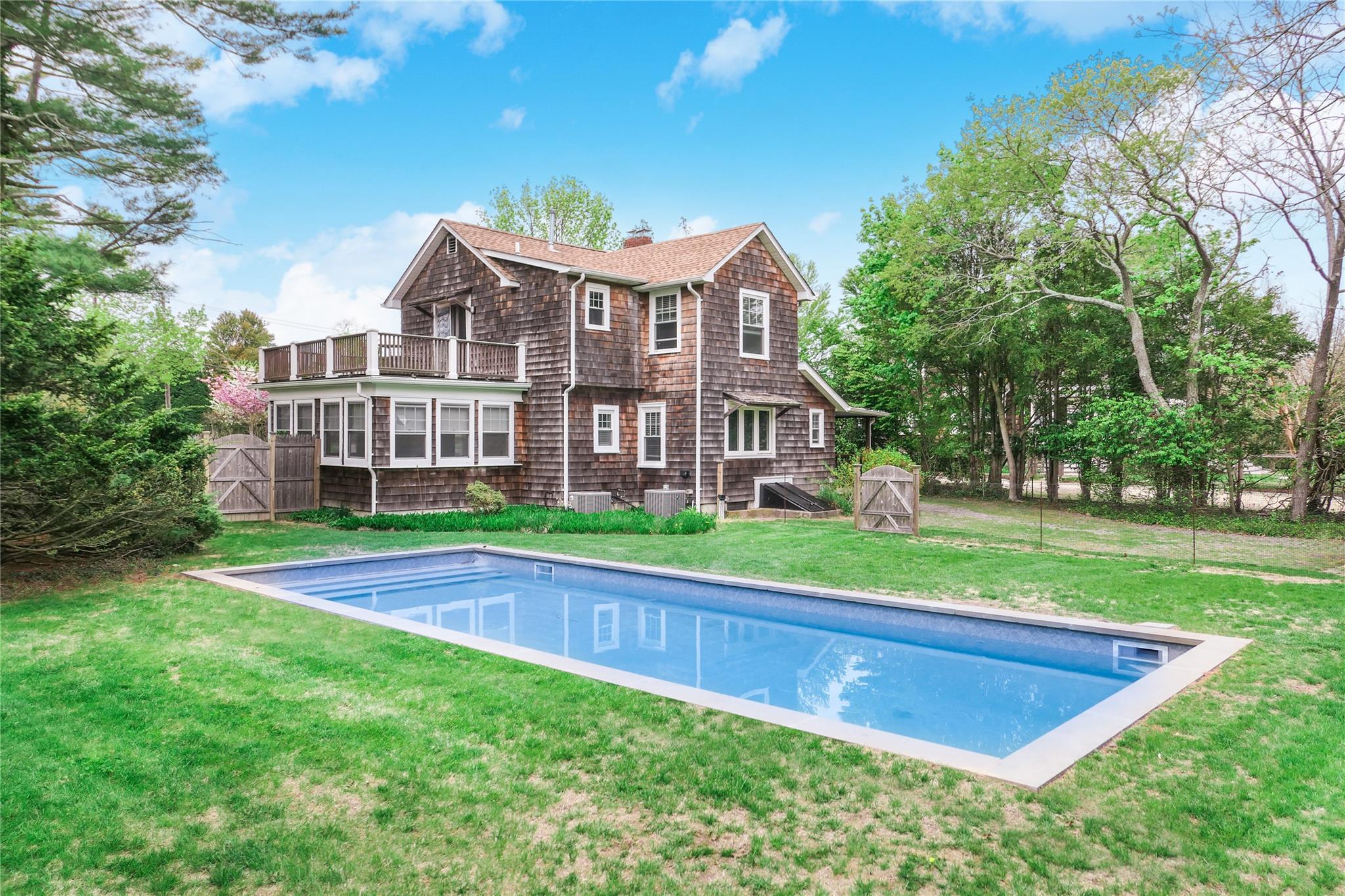 Single Family Howells Point  Suffolk County, NY 11713, MLS-857706-6