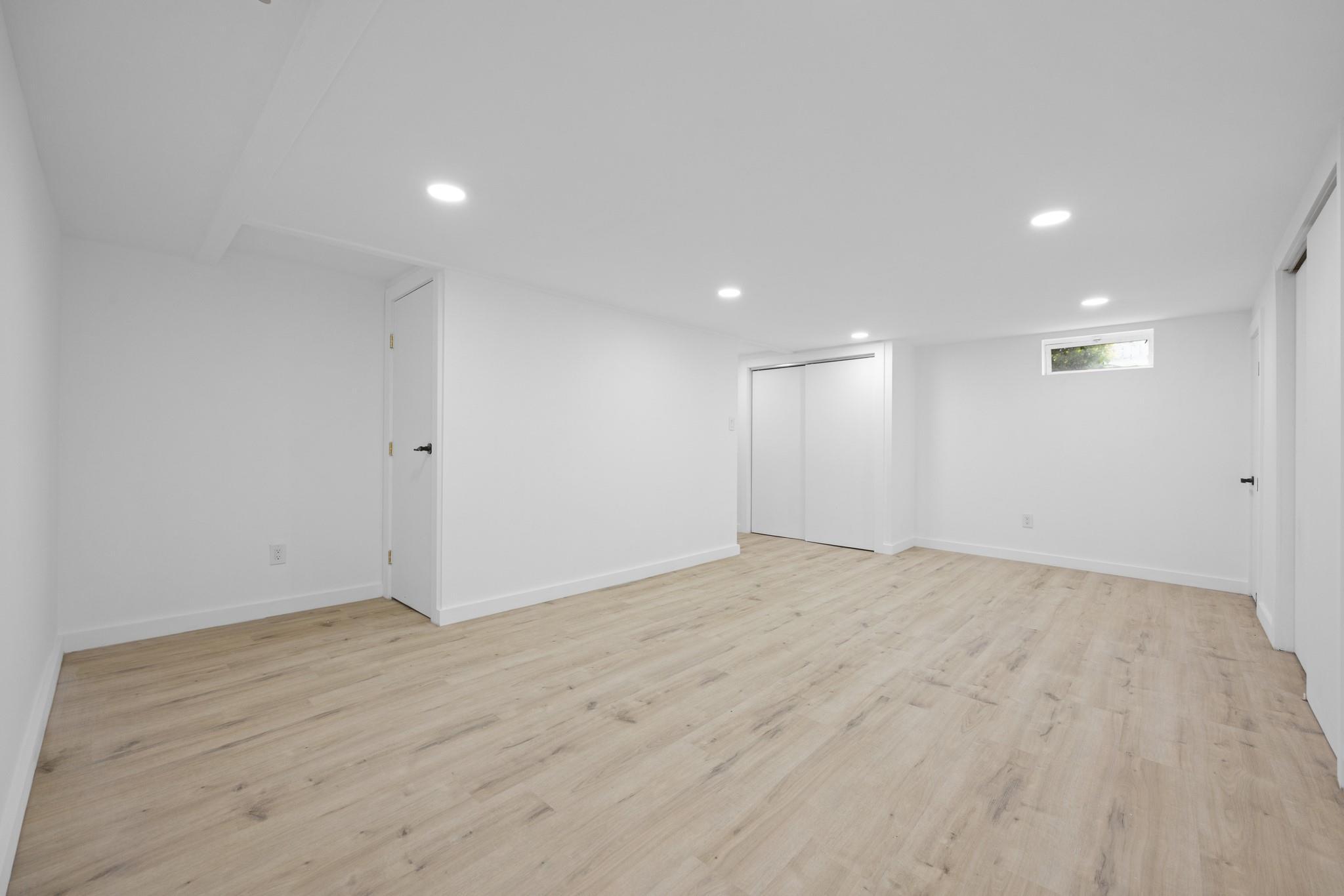 Single Family Alabama  Brooklyn, NY 11207, MLS-857713-17