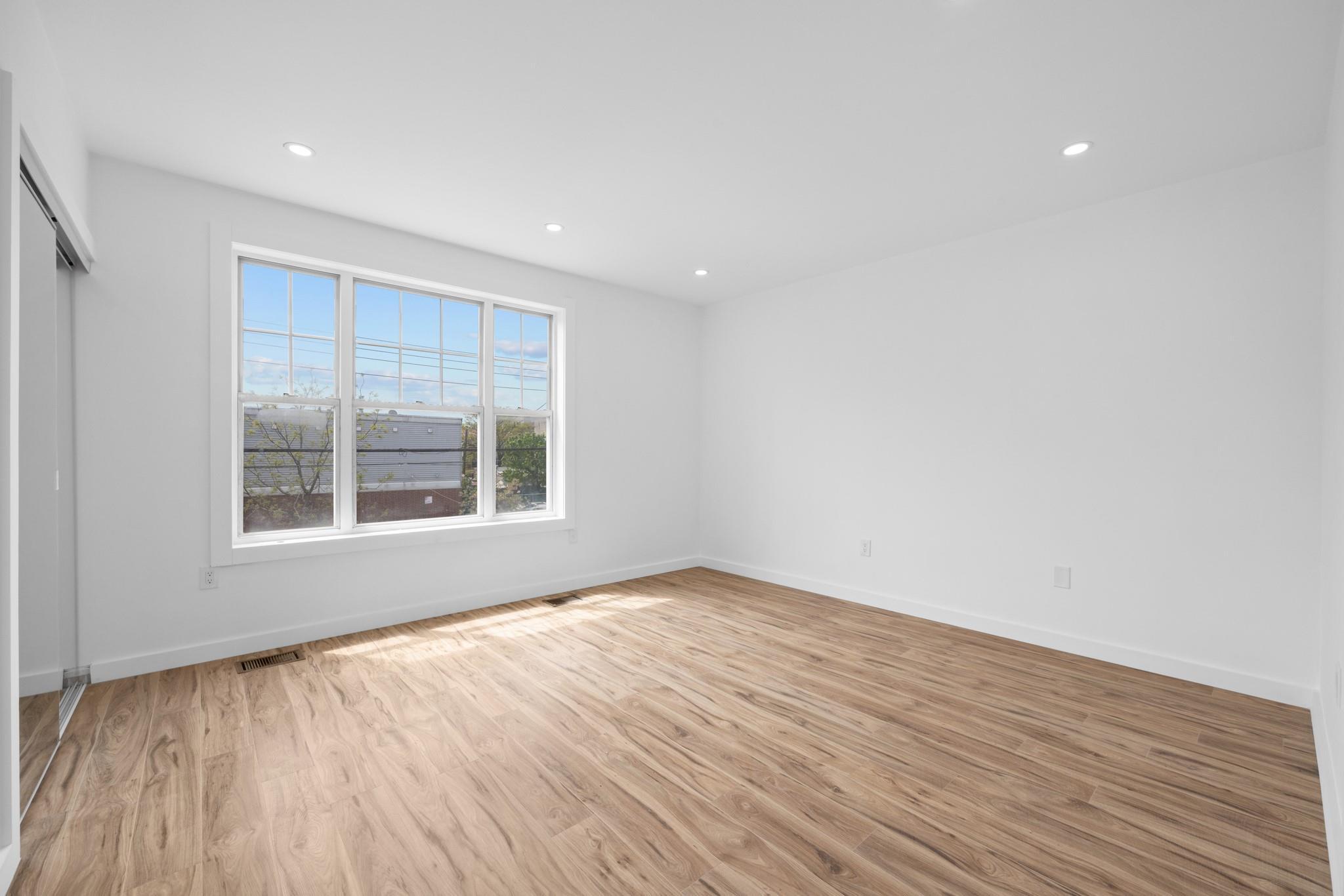 Single Family Alabama  Brooklyn, NY 11207, MLS-857713-9