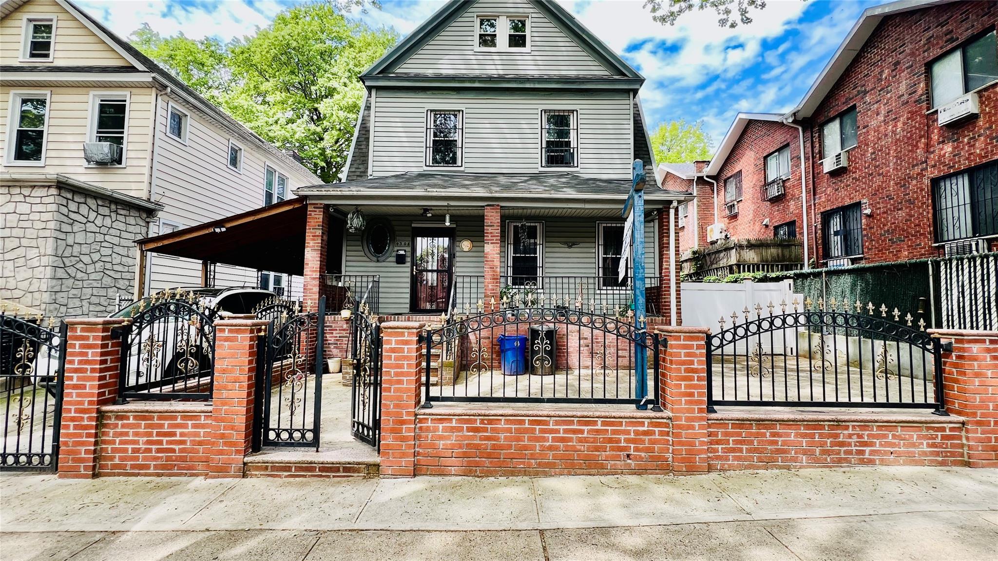 Single Family 68th  Queens, NY 11377, MLS-857738-3