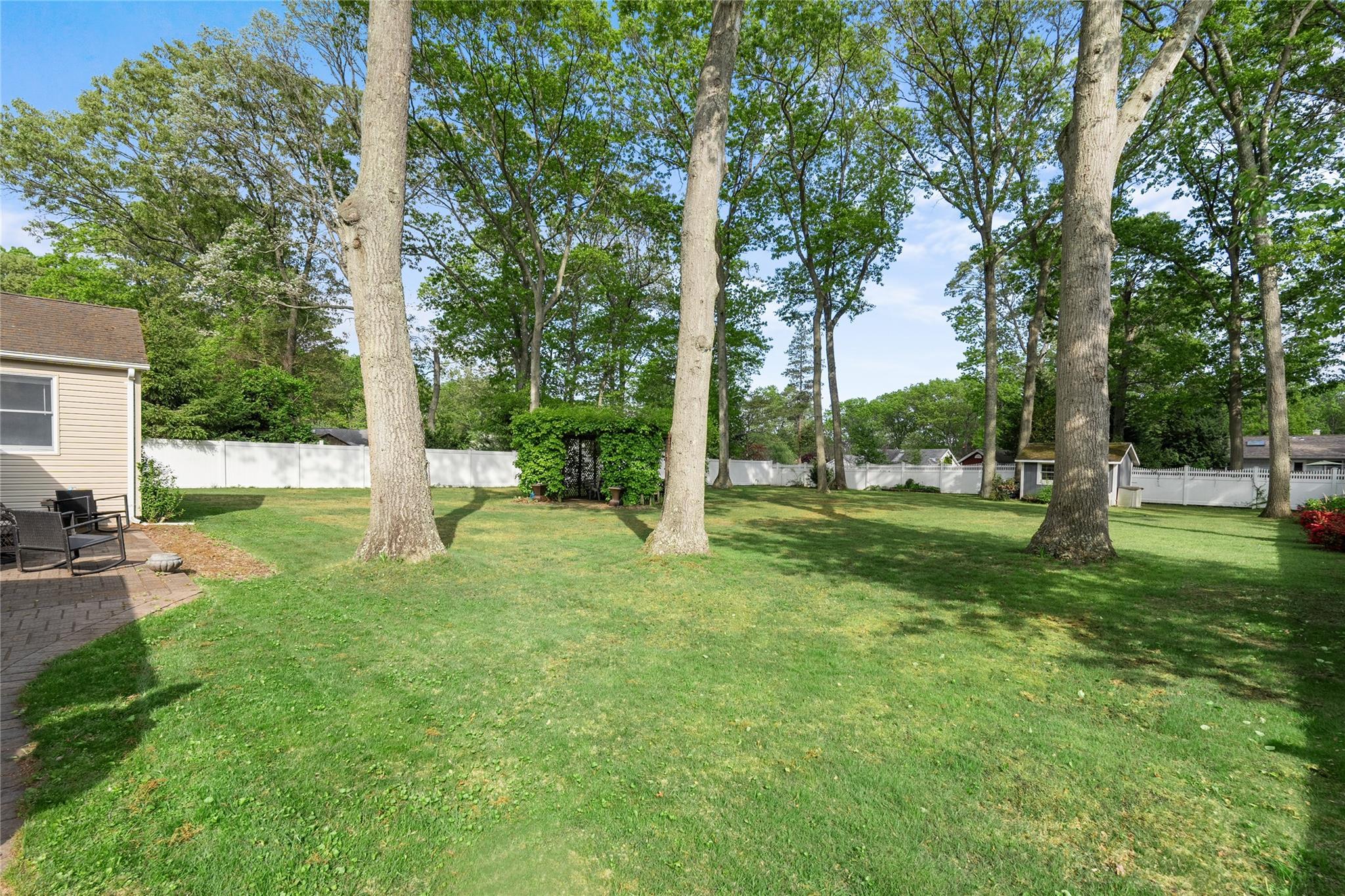 Single Family Lynch  Suffolk County, NY 11787, MLS-857741-31