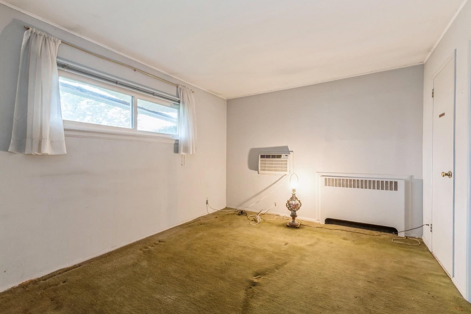 Single Family Anderson  Nassau County, NY 11010, MLS-857743-9