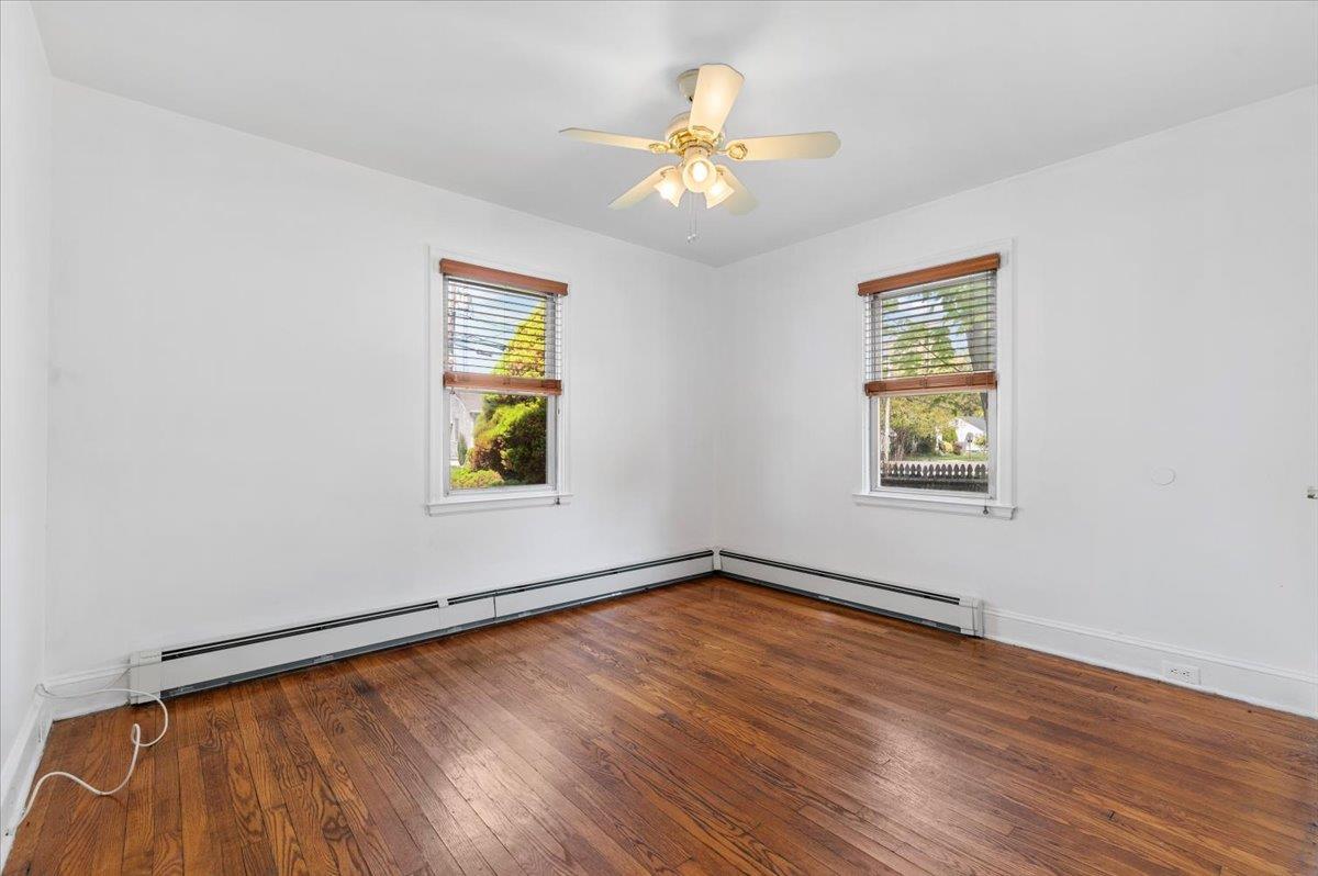 Single Family Leyden  Suffolk County, NY 11746, MLS-857745-9