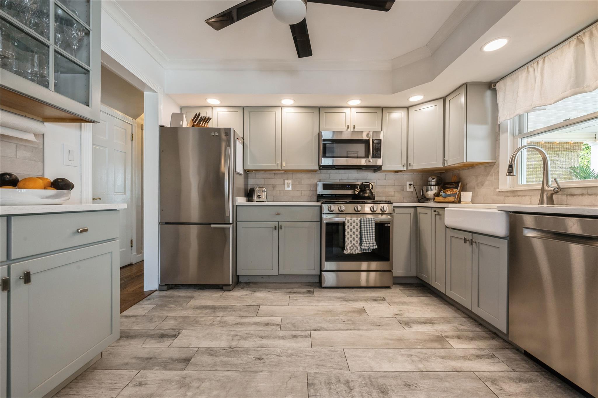Single Family Plitt  Nassau County, NY 11735, MLS-857748-16