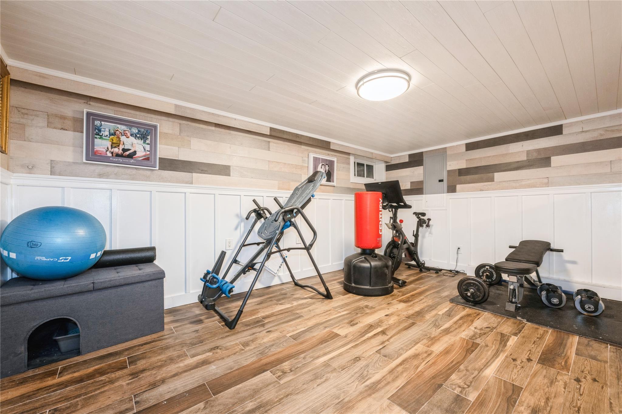 Single Family Plitt  Nassau County, NY 11735, MLS-857748-32