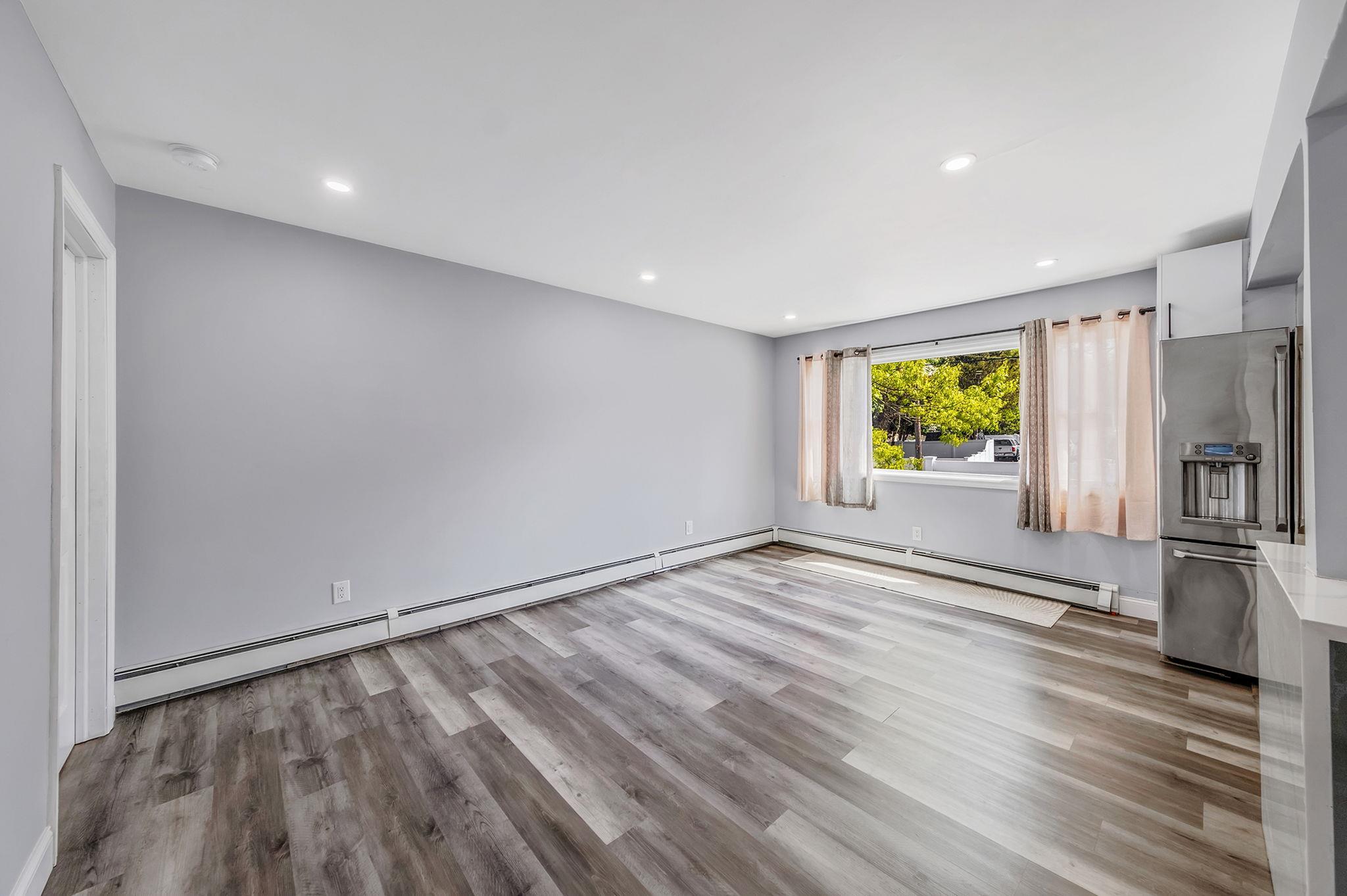 Single Family Evergreen  Suffolk County, NY 11784, MLS-857758-13