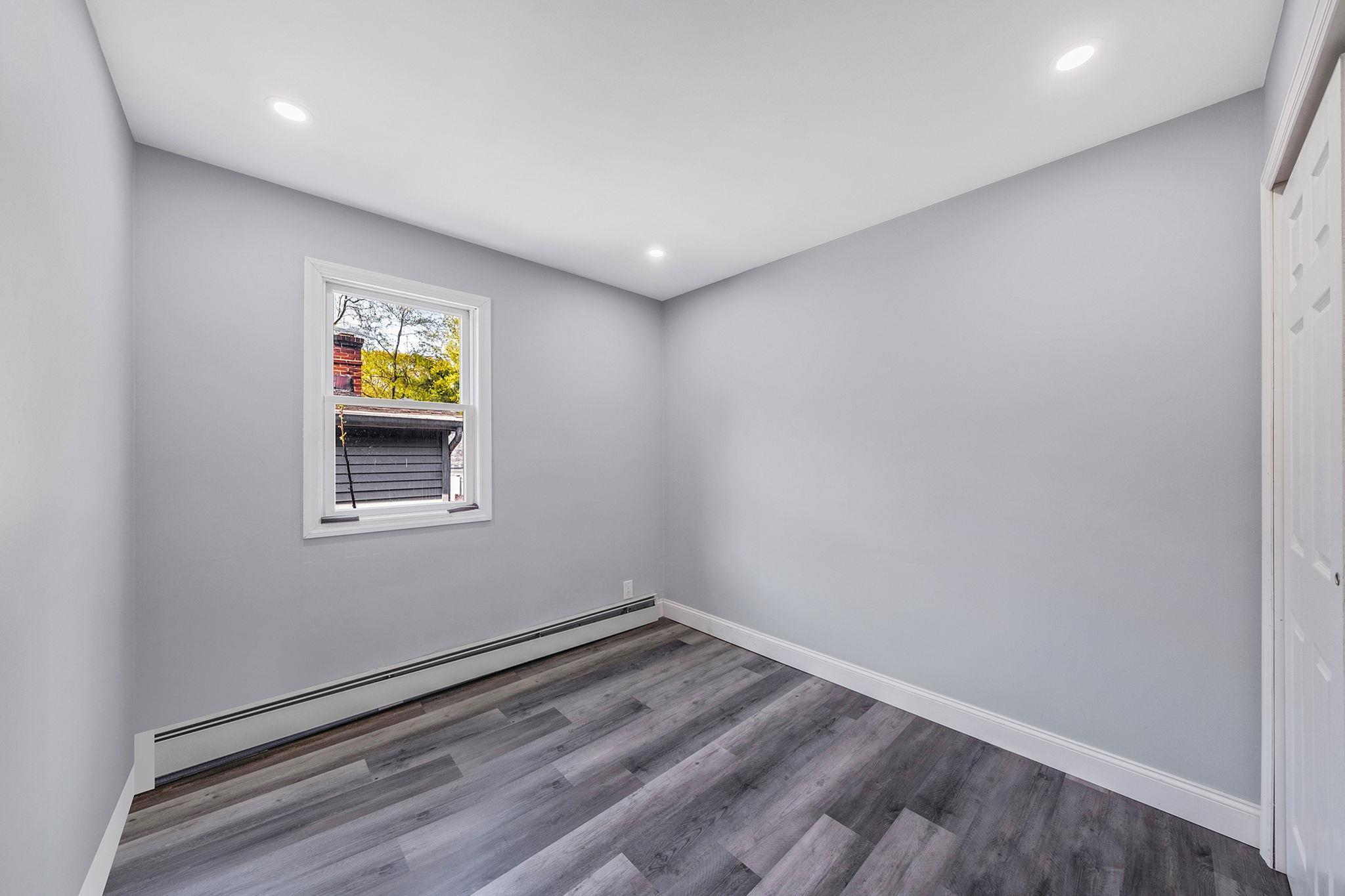 Single Family Evergreen  Suffolk County, NY 11784, MLS-857758-16