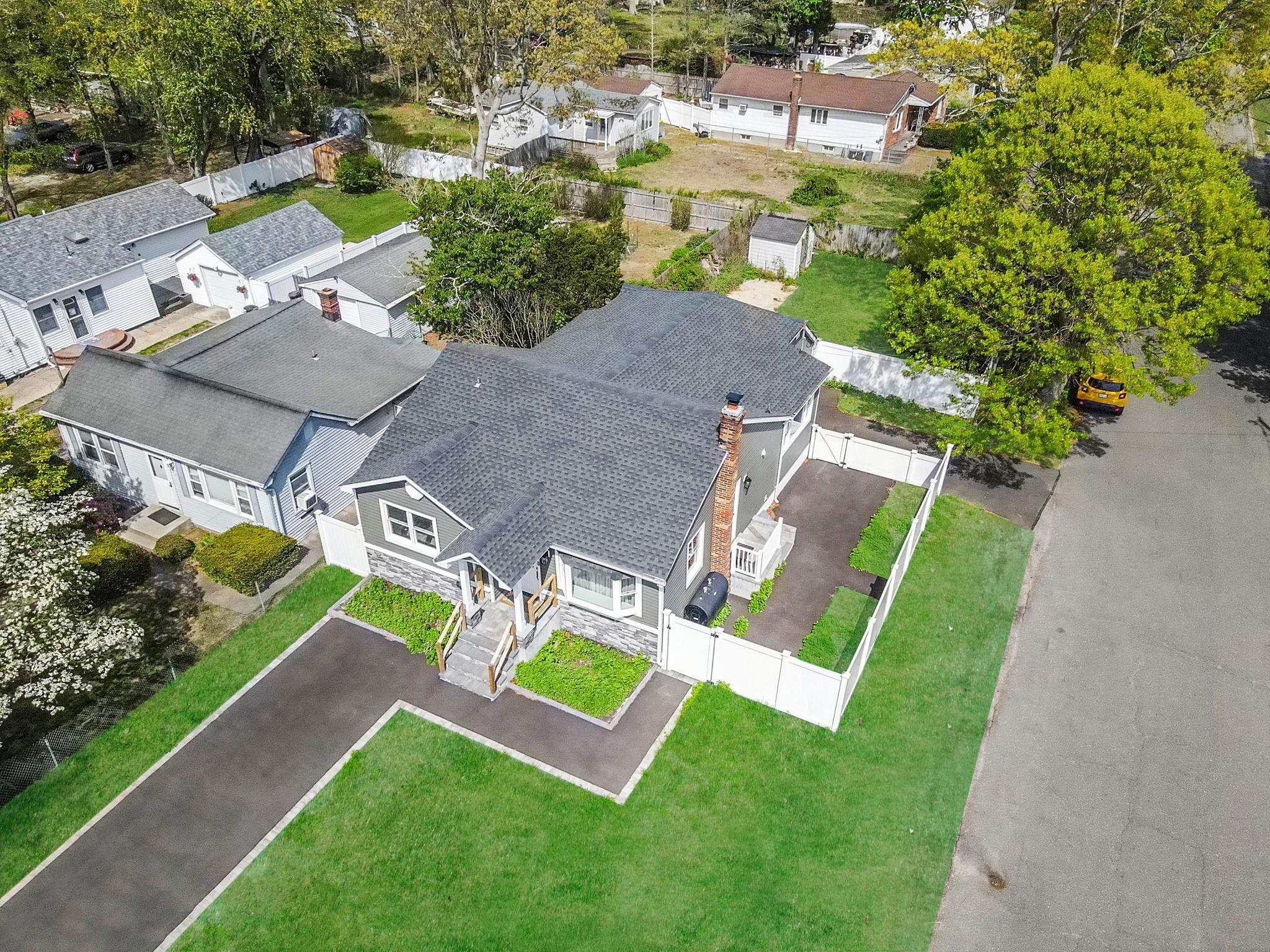 Single Family Evergreen  Suffolk County, NY 11784, MLS-857758-24