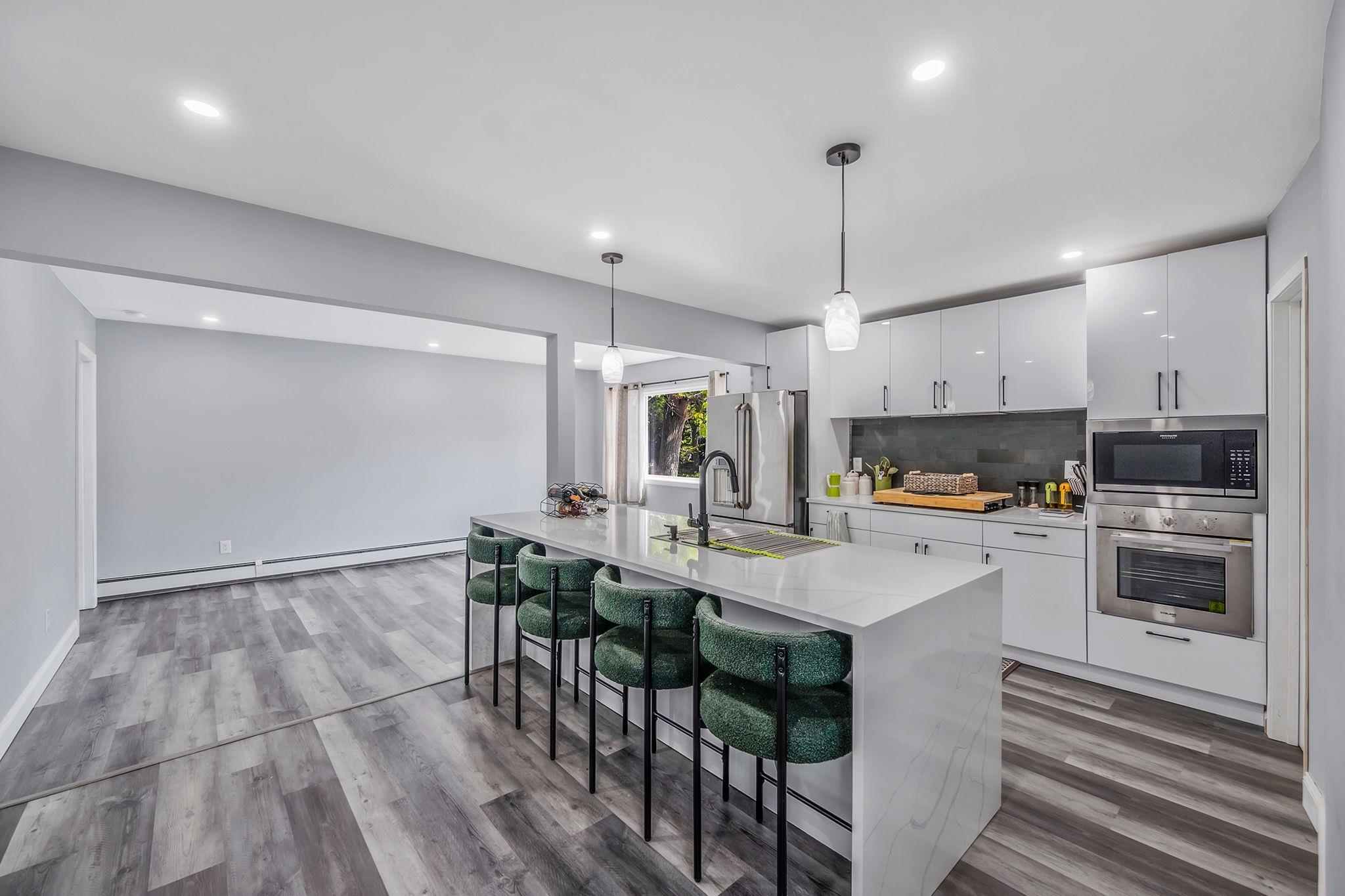 Single Family Evergreen  Suffolk County, NY 11784, MLS-857758-8
