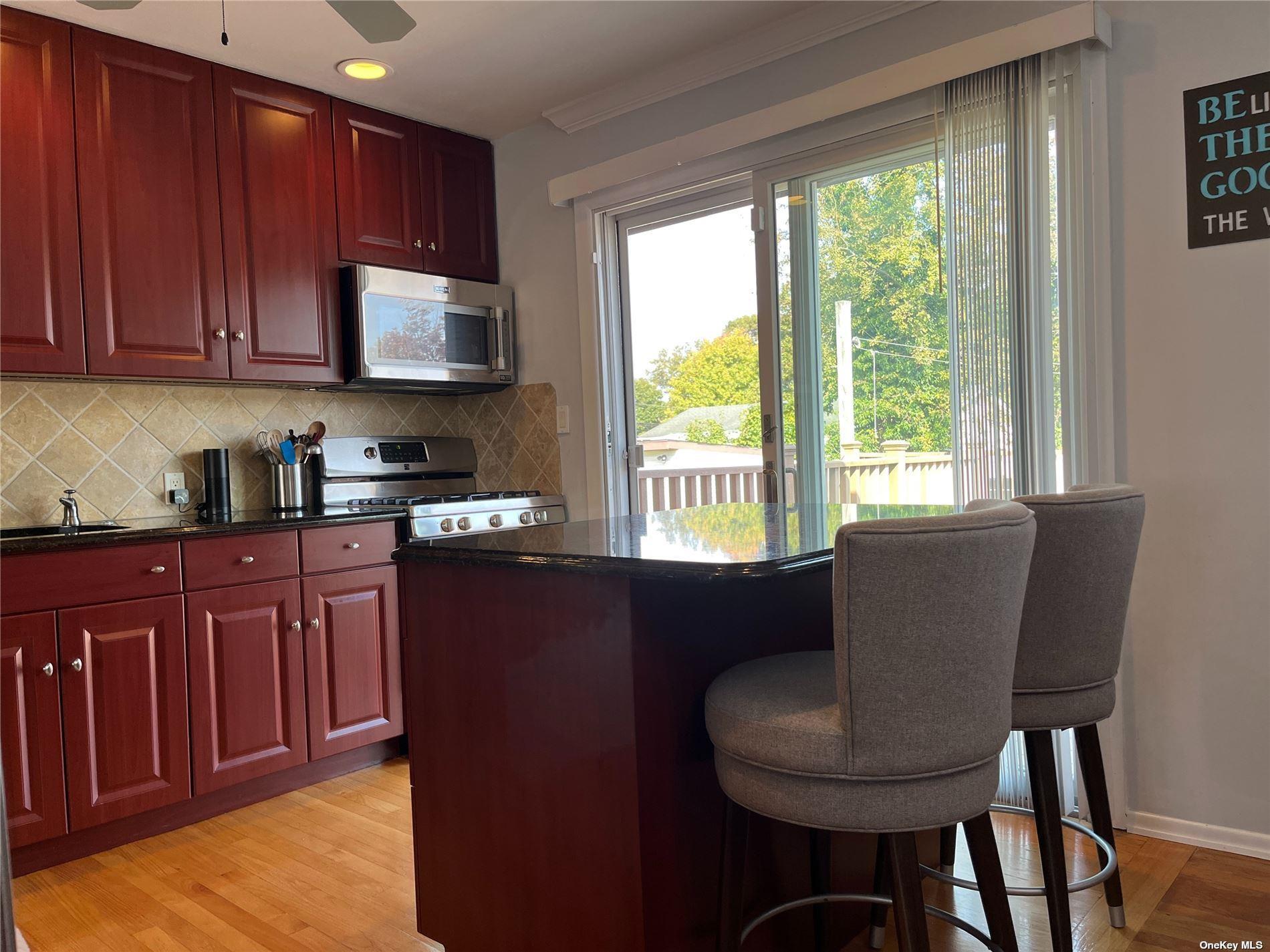 Single Family Gaymore  Suffolk County, NY 11776, MLS-857765-11