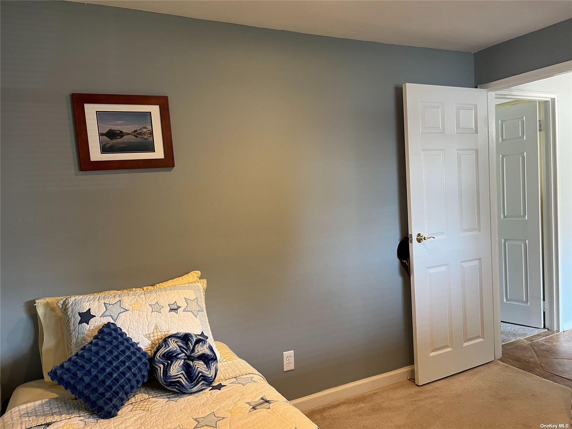 Single Family Gaymore  Suffolk County, NY 11776, MLS-857765-23