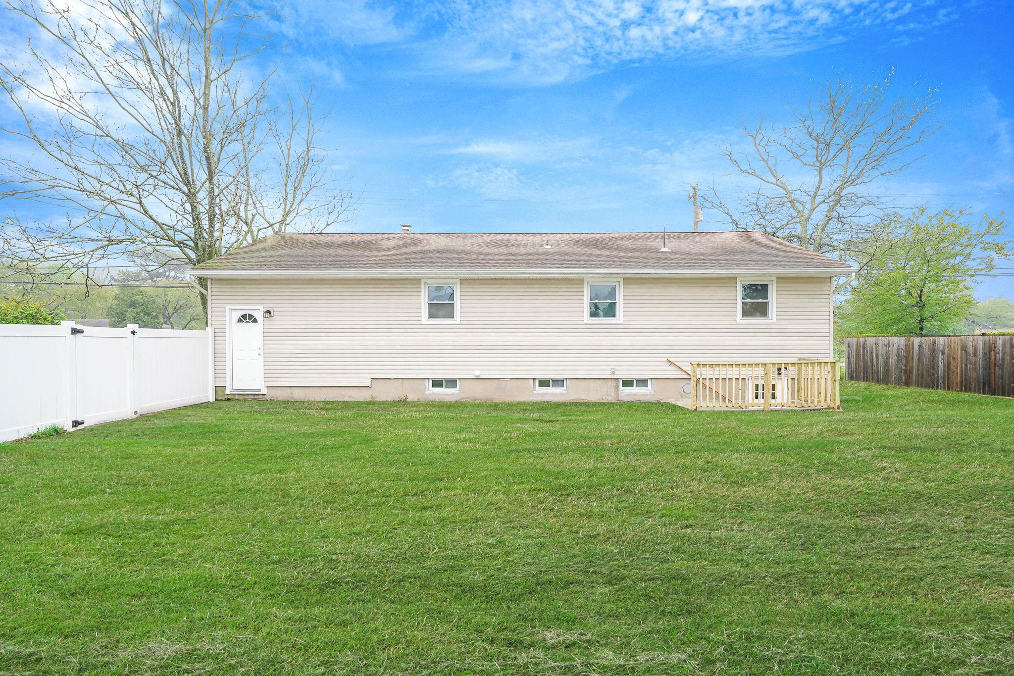 Single Family Beaver Dam  Suffolk County, NY 11713, MLS-857767-25