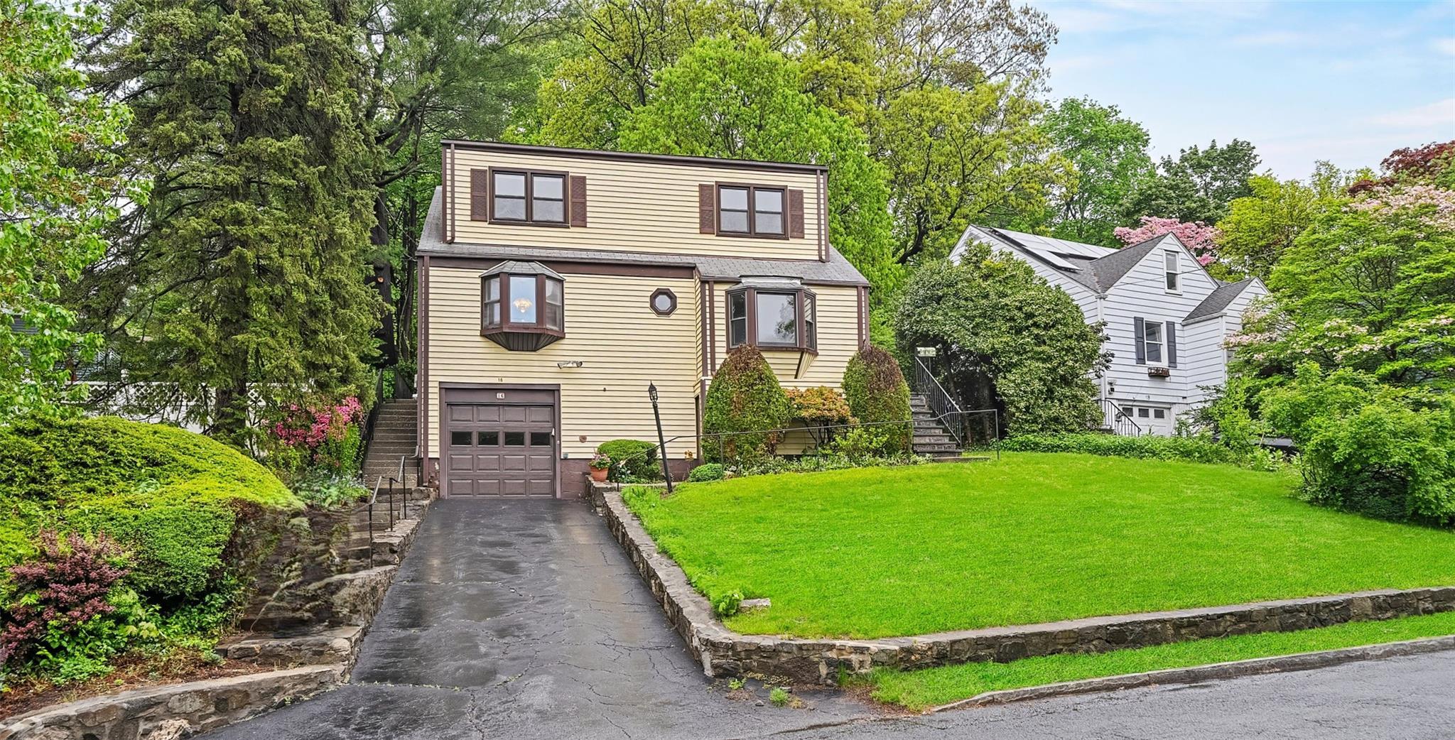 Single Family Garretson  Westchester County, NY 10604, MLS-857769-2