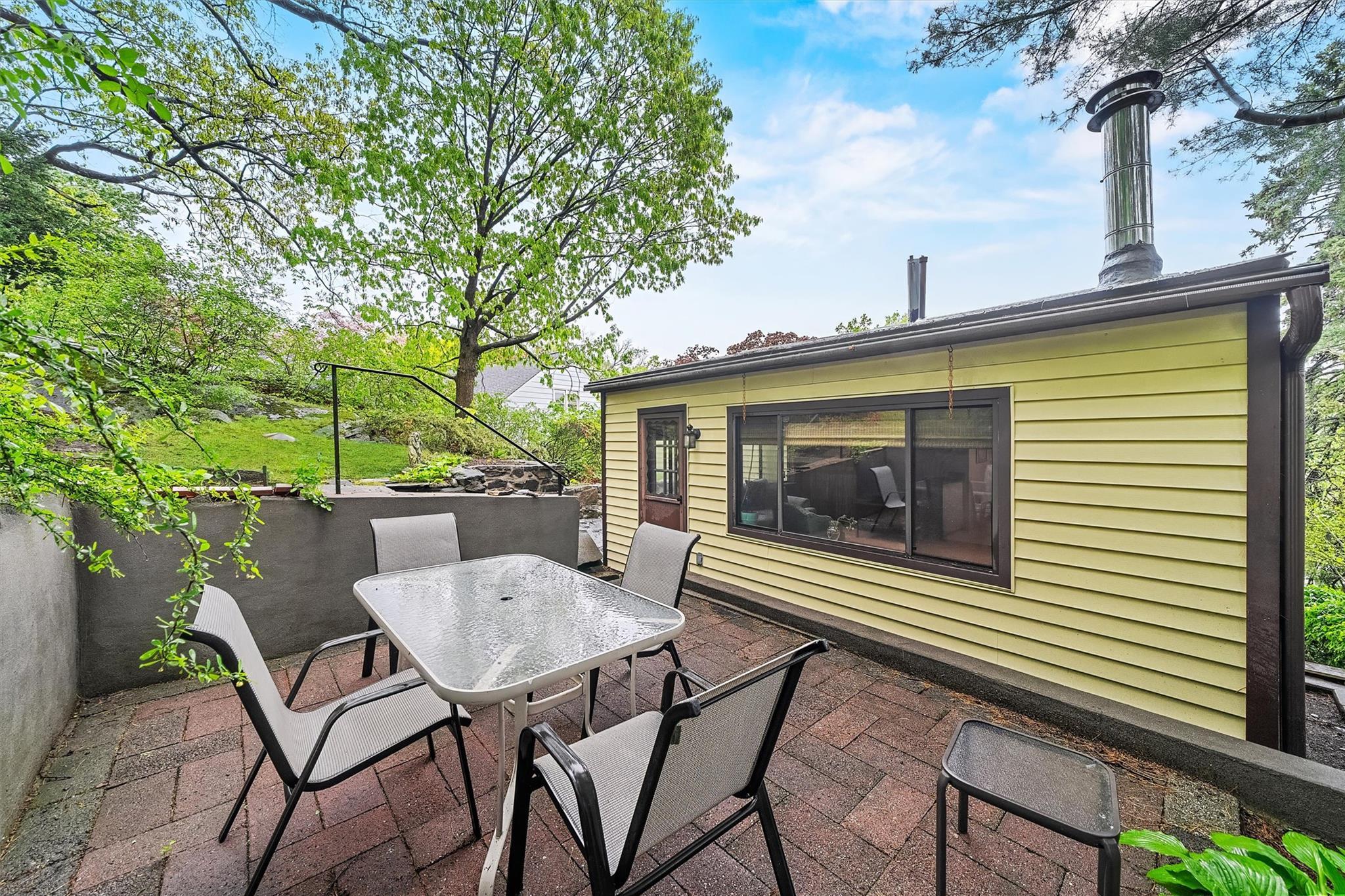 Single Family Garretson  Westchester County, NY 10604, MLS-857769-36