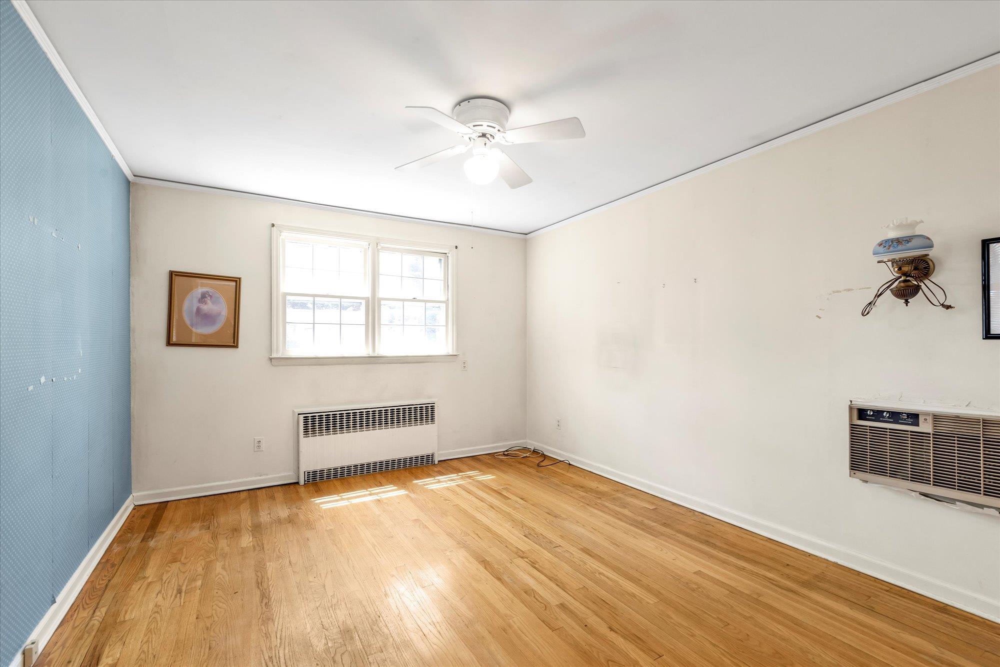 Single Family Fenimore  Nassau County, NY 11580, MLS-857772-9