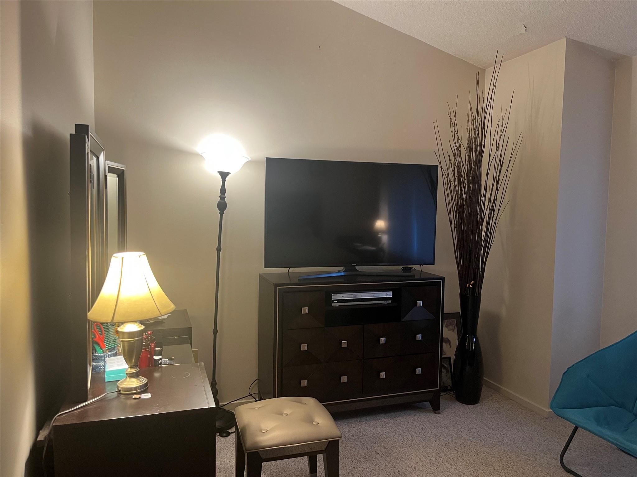 Condo Oronoke  Out Of Area, NY 06708, MLS-857799-13