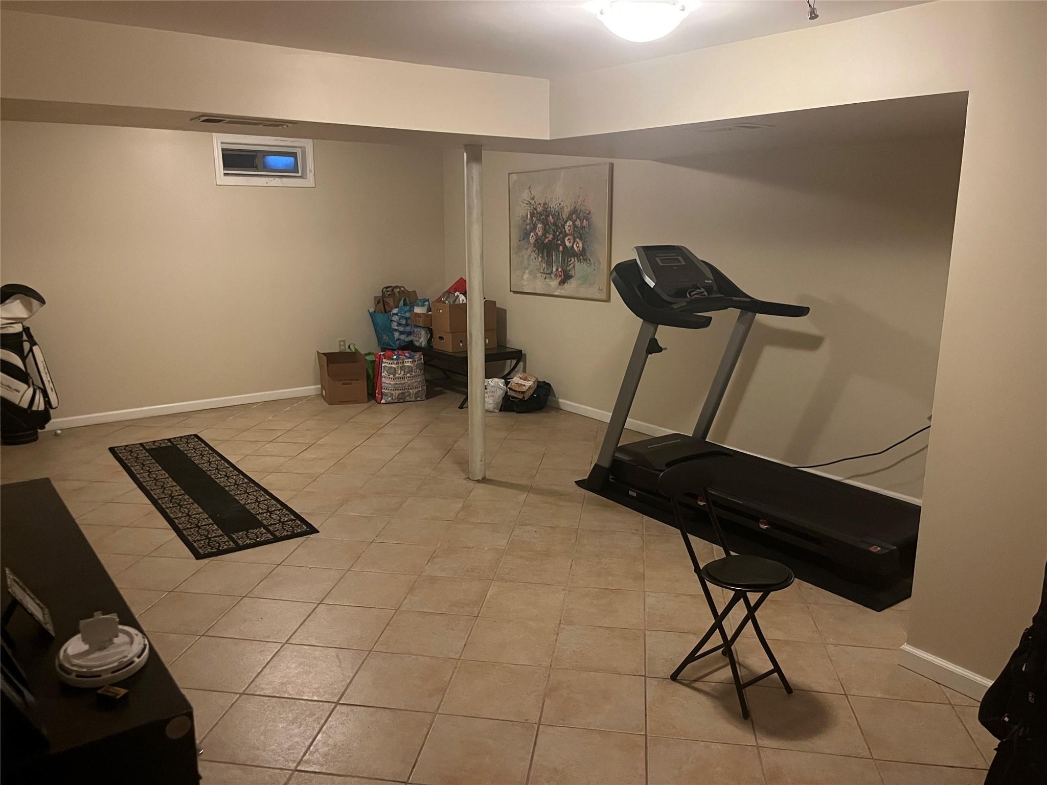 Condo Oronoke  Out Of Area, NY 06708, MLS-857799-7
