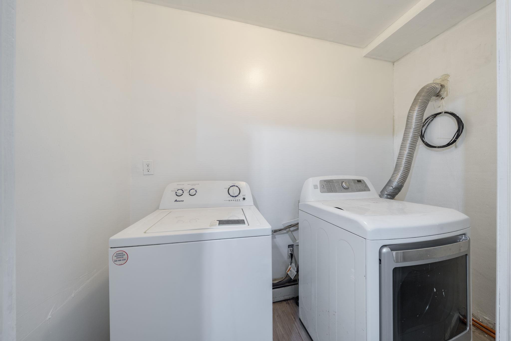 Single Family Sunnyside  Brooklyn, NY 11207, MLS-857815-20