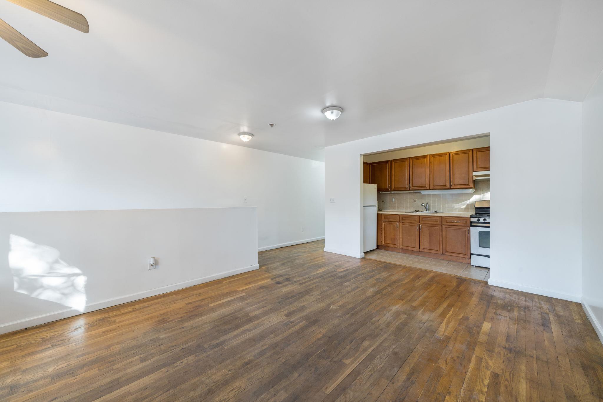 Single Family Sunnyside  Brooklyn, NY 11207, MLS-857815-26