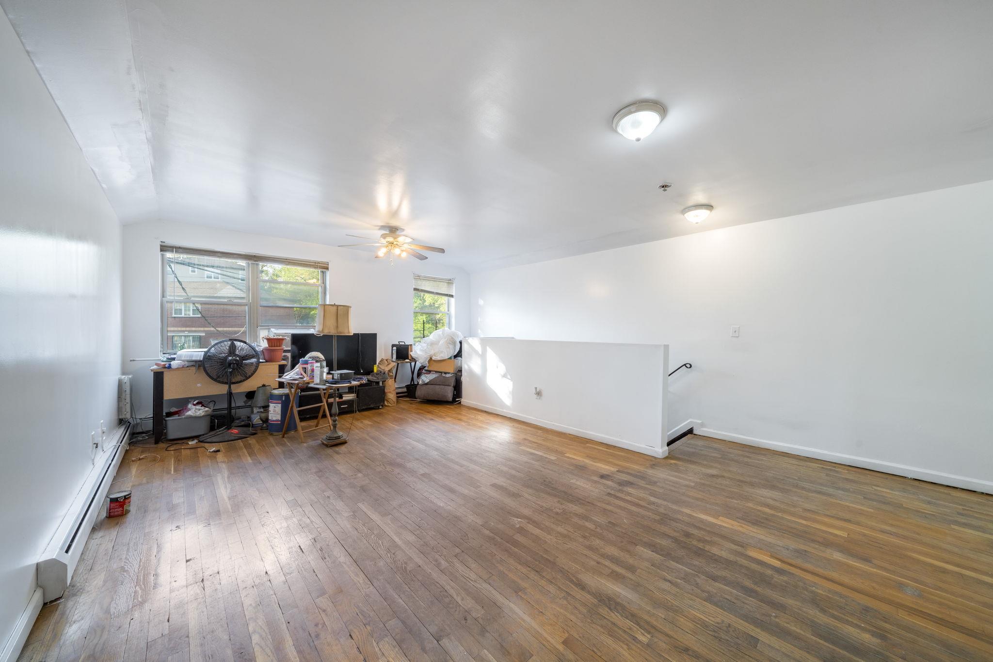 Single Family Sunnyside  Brooklyn, NY 11207, MLS-857815-27