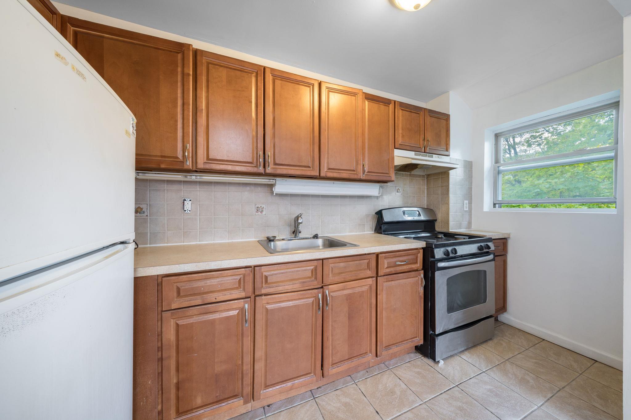 Single Family Sunnyside  Brooklyn, NY 11207, MLS-857815-29