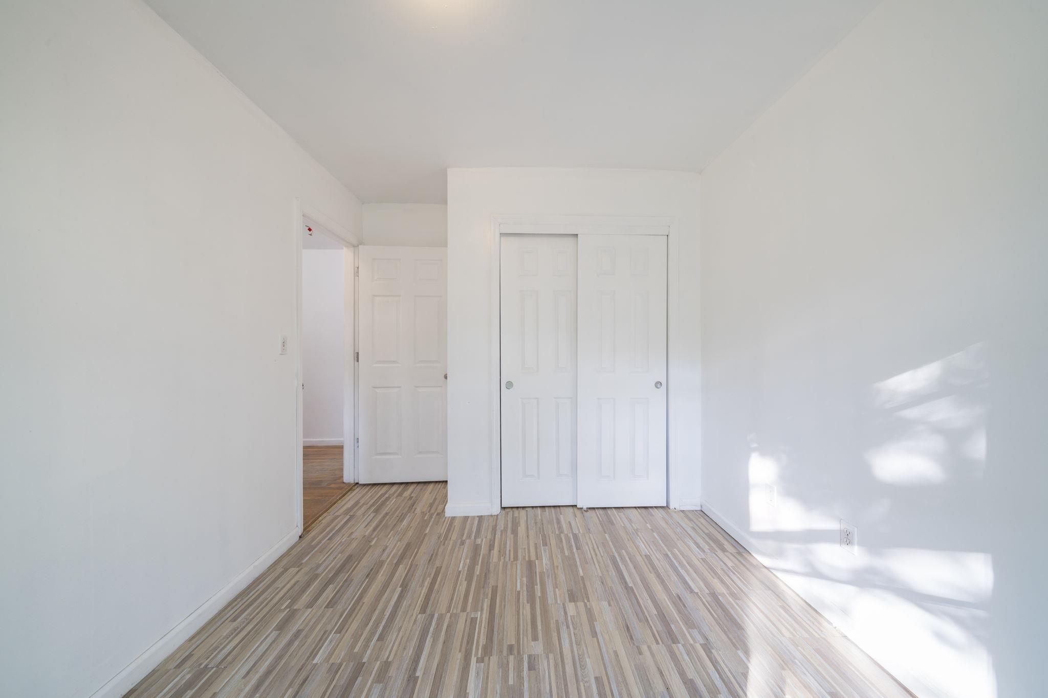 Single Family Sunnyside  Brooklyn, NY 11207, MLS-857815-31