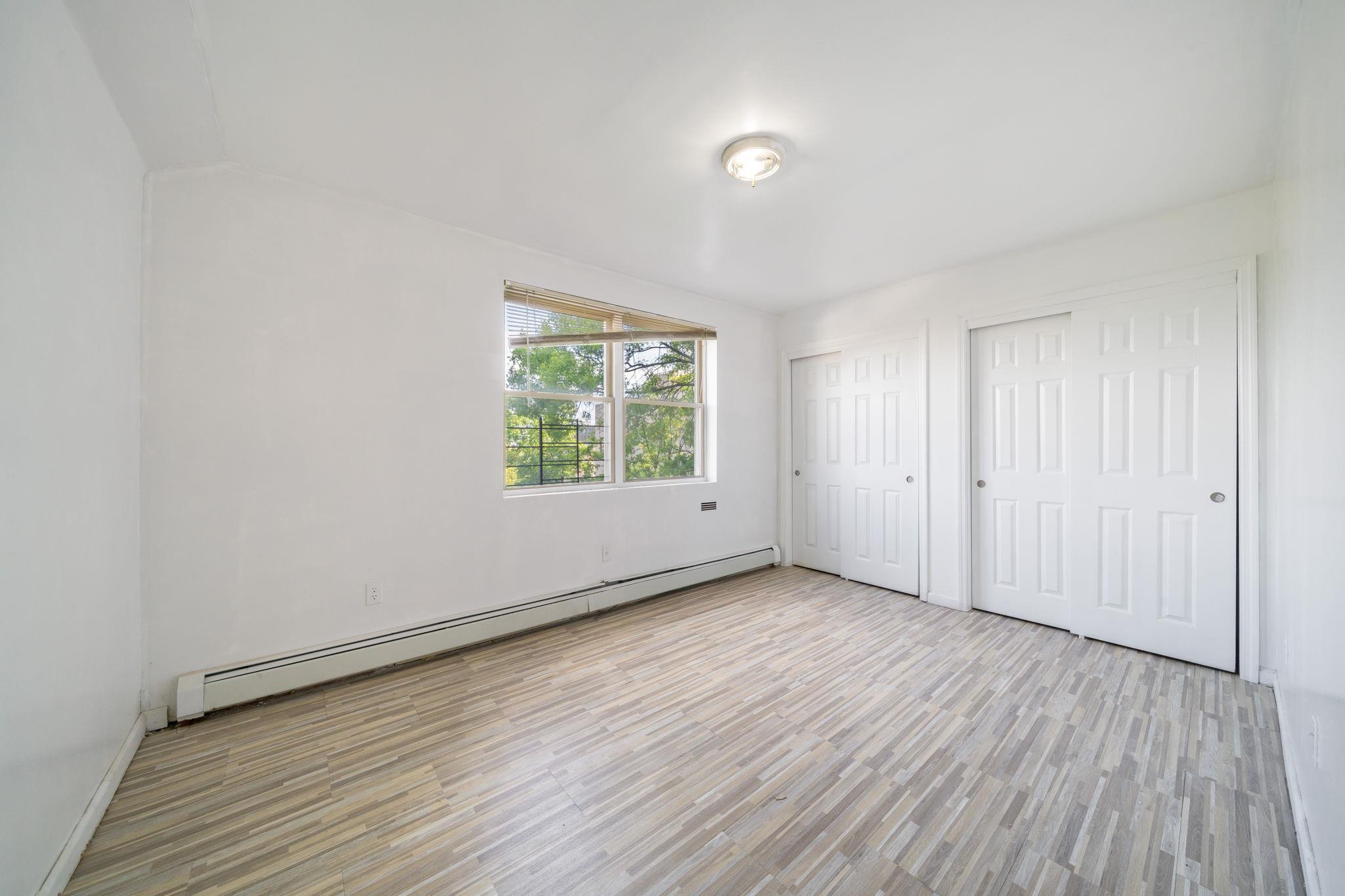 Single Family Sunnyside  Brooklyn, NY 11207, MLS-857815-32