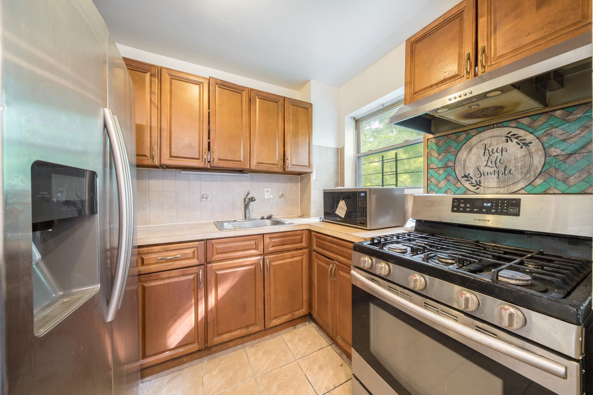 Single Family Sunnyside  Brooklyn, NY 11207, MLS-857815-8