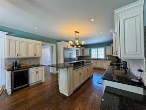 Single Family Enclave  Suffolk County, NY 11746, MLS-857821-11