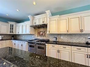 Single Family Enclave  Suffolk County, NY 11746, MLS-857821-14