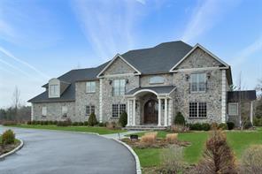 Single Family Enclave  Suffolk County, NY 11746, MLS-857821-3