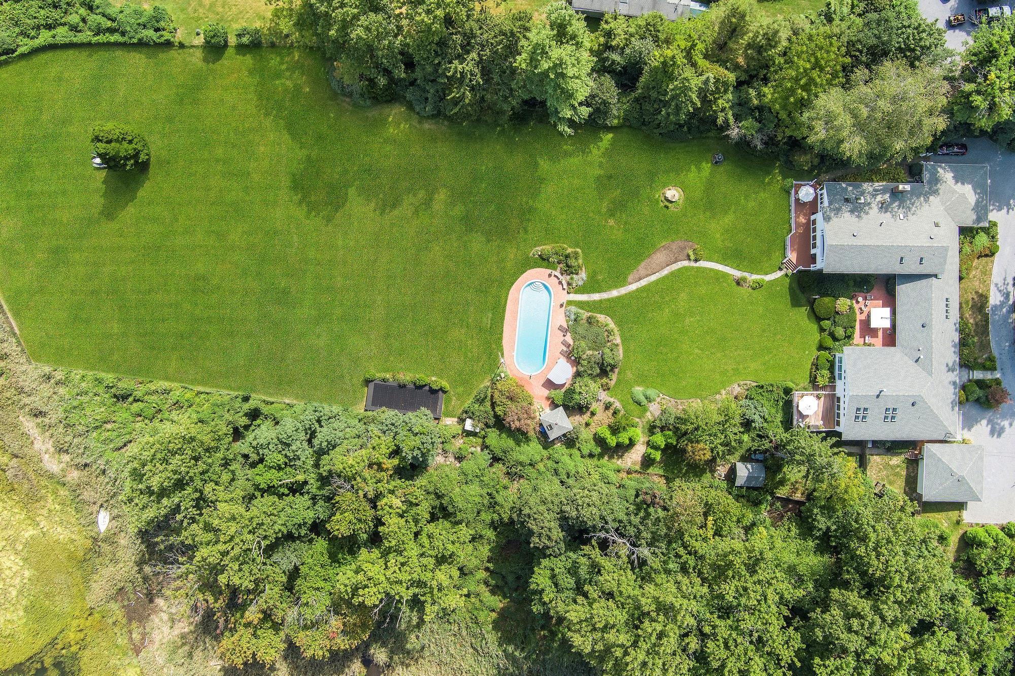 Single Family Factory Pond  Nassau County, NY 11560, MLS-857826-6