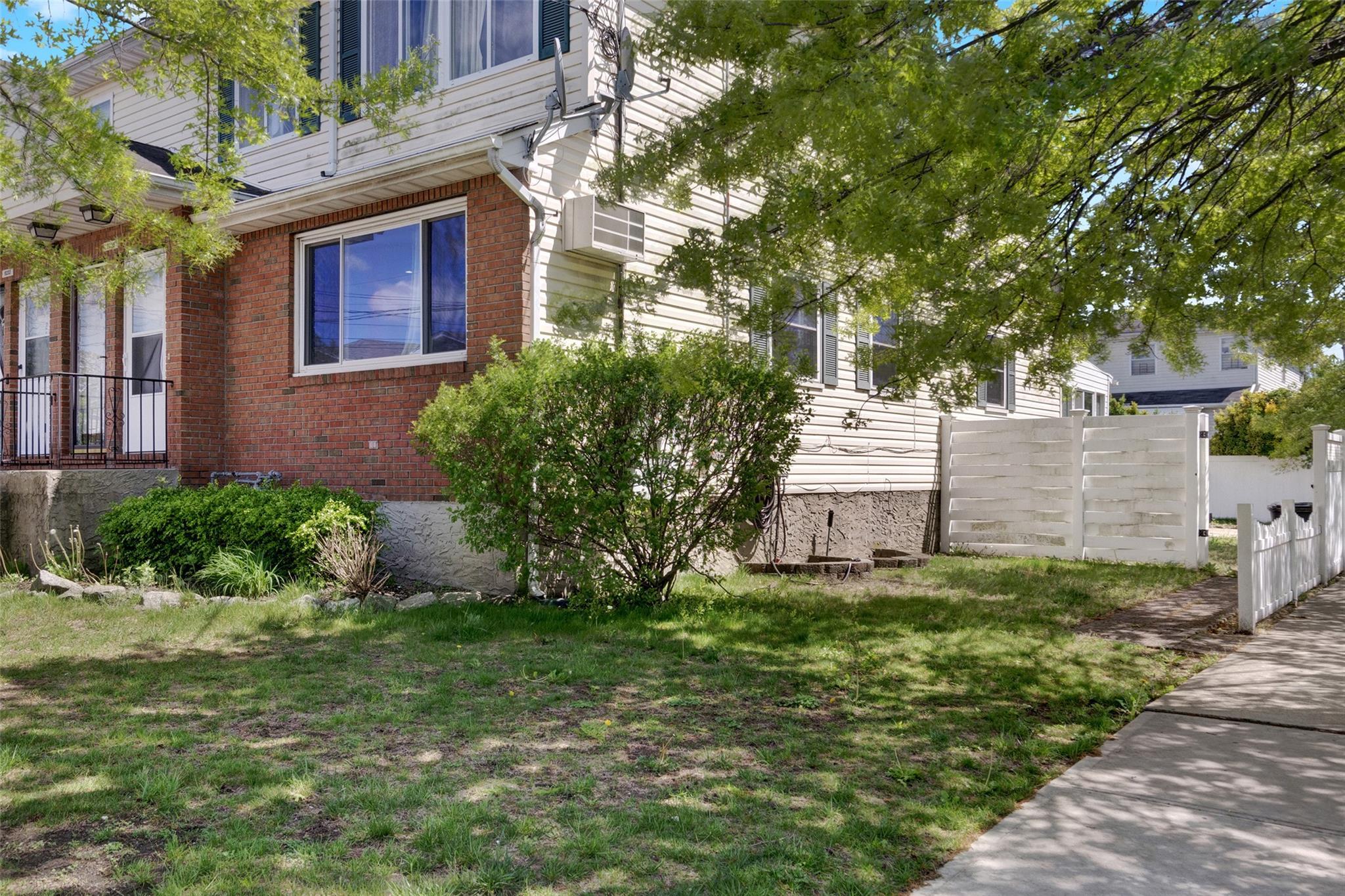 Single Family Burchell  Queens, NY 11692, MLS-857835-20