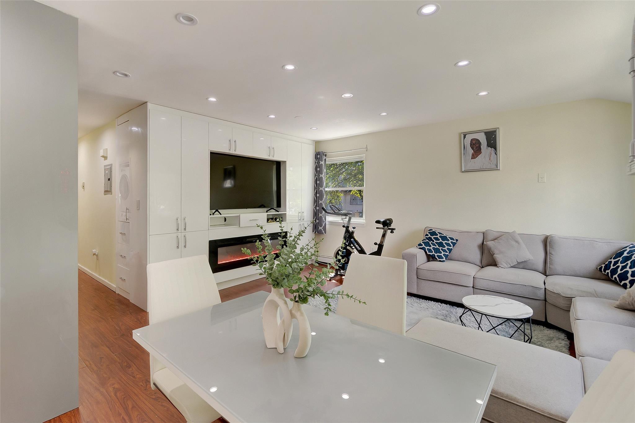 Single Family Burchell  Queens, NY 11692, MLS-857835-3
