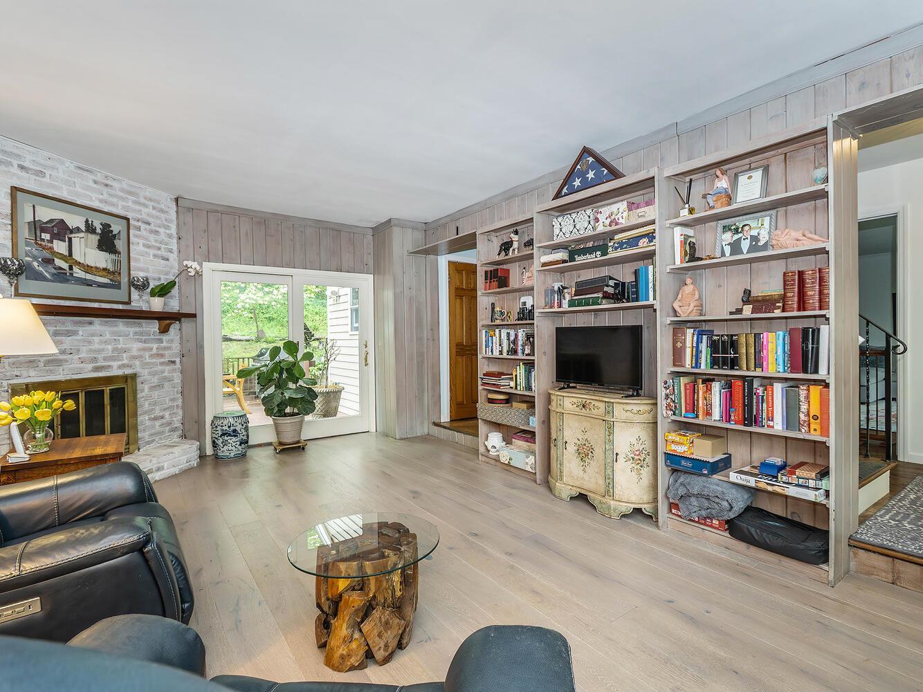 Single Family Littleworth  Nassau County, NY 11579, MLS-857846-18