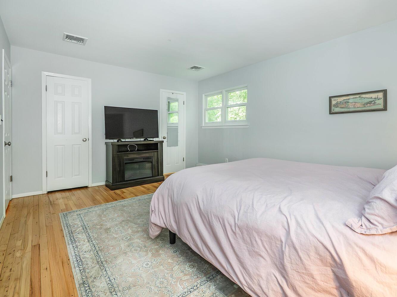 Single Family Littleworth  Nassau County, NY 11579, MLS-857846-22