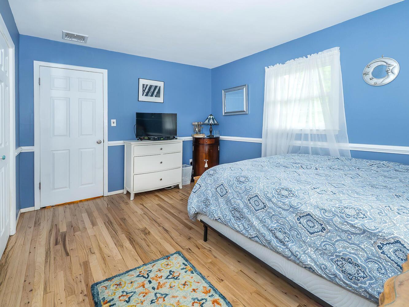 Single Family Littleworth  Nassau County, NY 11579, MLS-857846-29