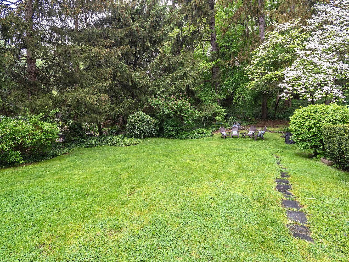Single Family Littleworth  Nassau County, NY 11579, MLS-857846-34