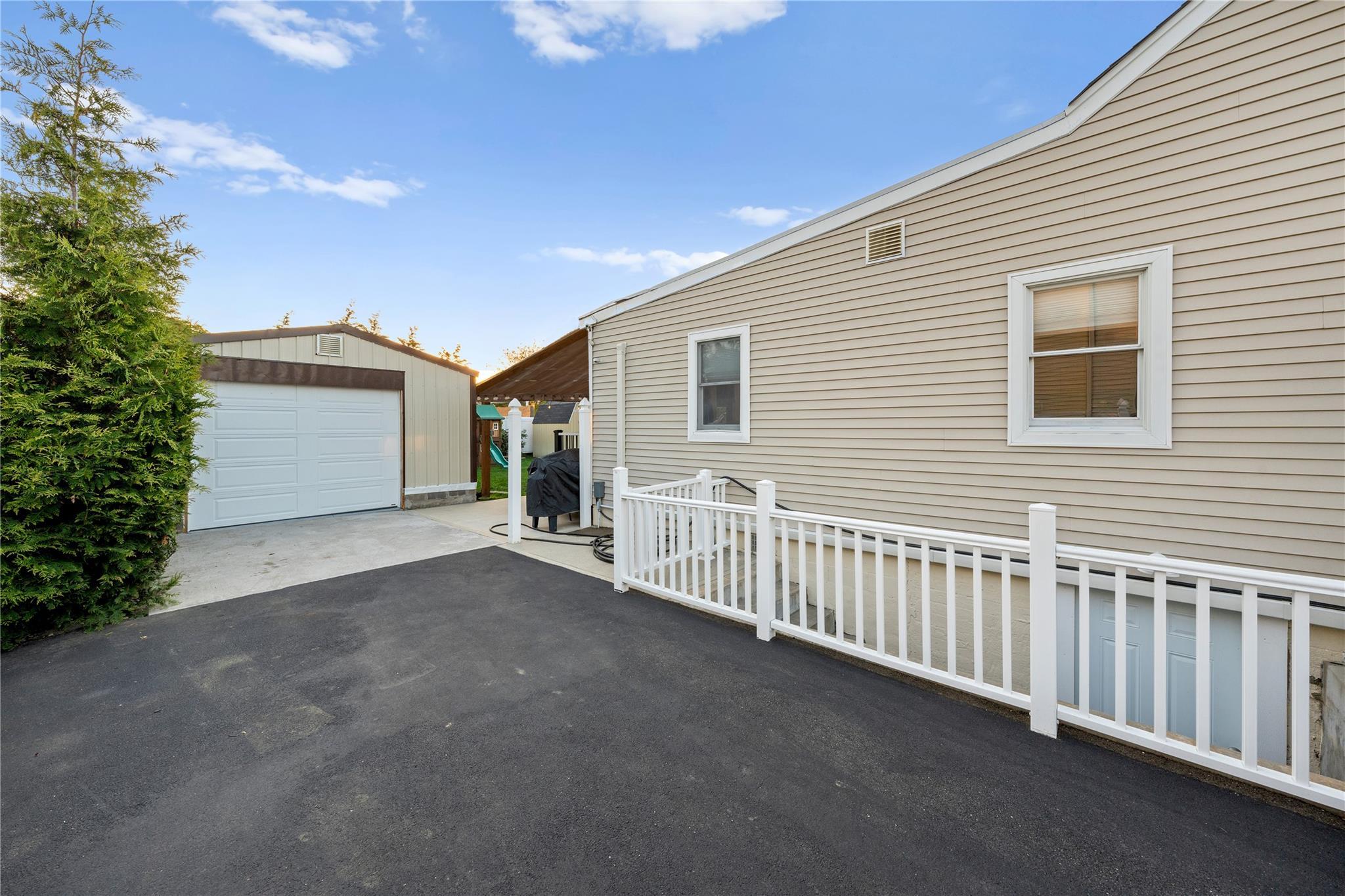 Single Family Herman  Suffolk County, NY 11703, MLS-857850-22