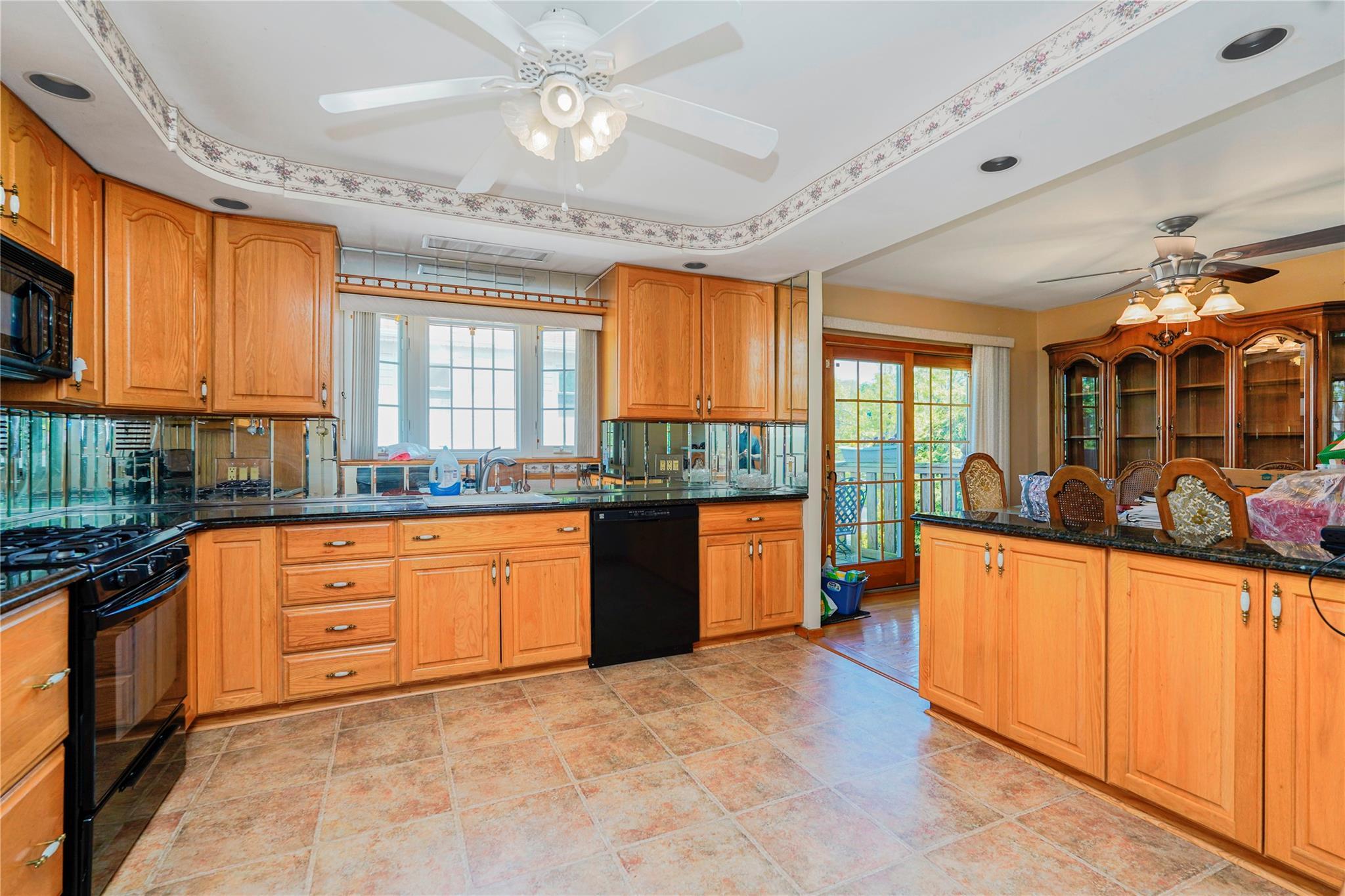 Single Family Greaves  Staten Island, NY 10308, MLS-857851-10