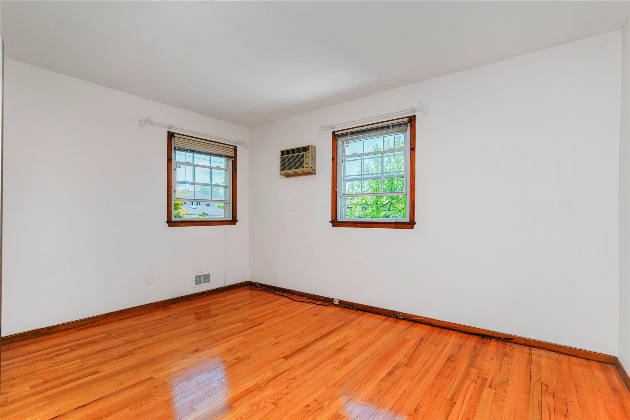 Single Family Greaves  Staten Island, NY 10308, MLS-857851-14