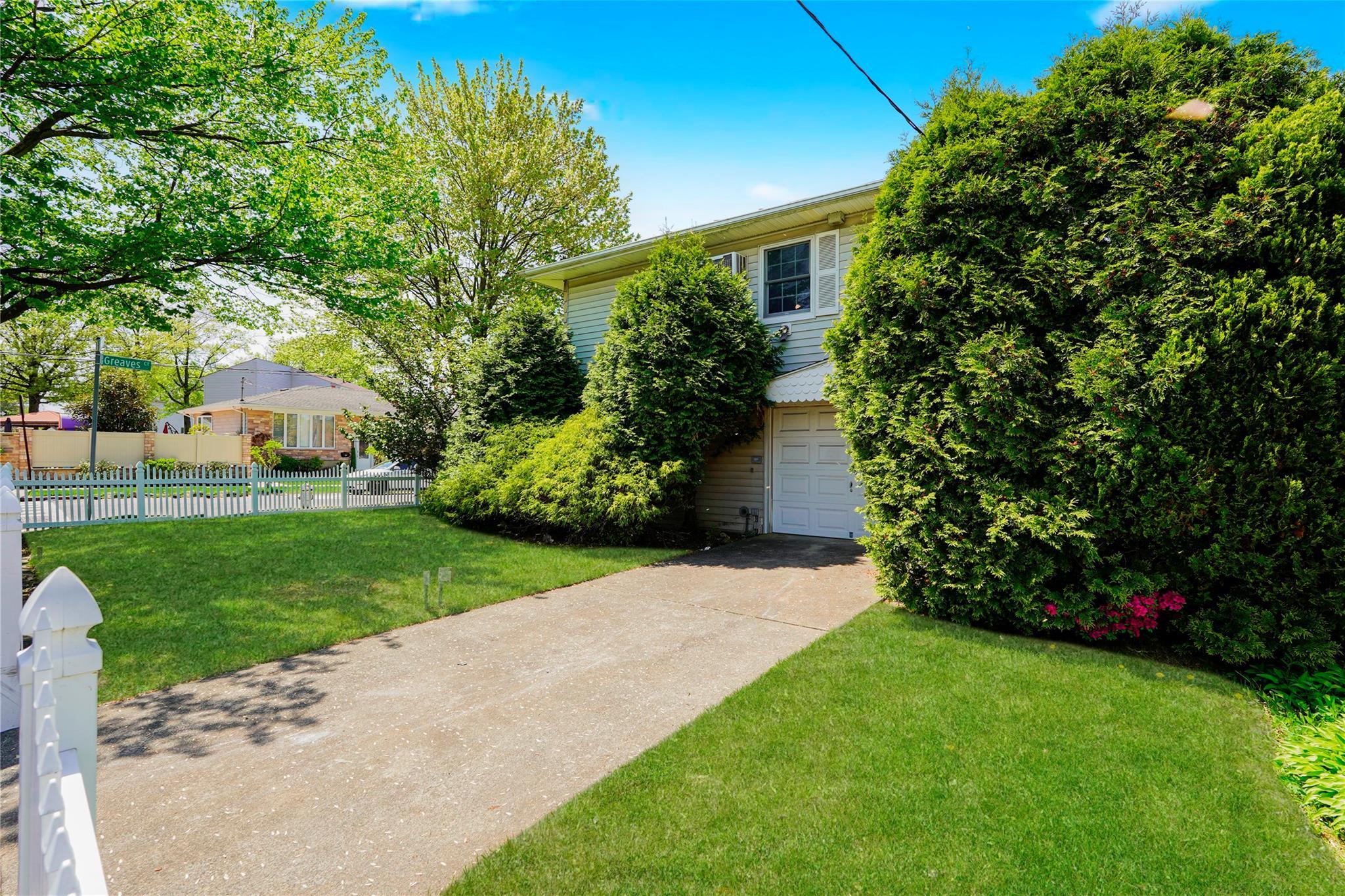 Single Family Greaves  Staten Island, NY 10308, MLS-857851-3