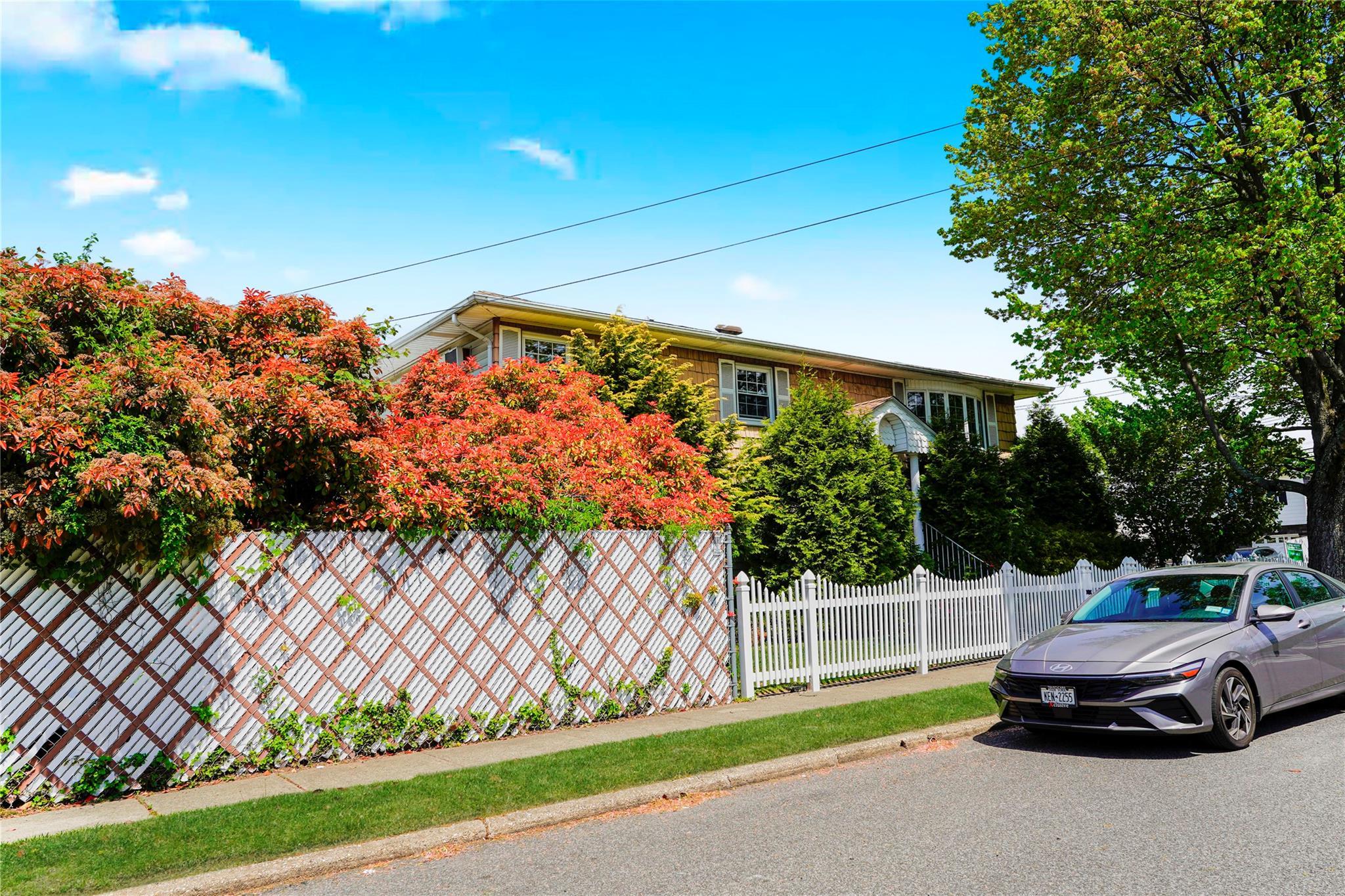Single Family Greaves  Staten Island, NY 10308, MLS-857851-5