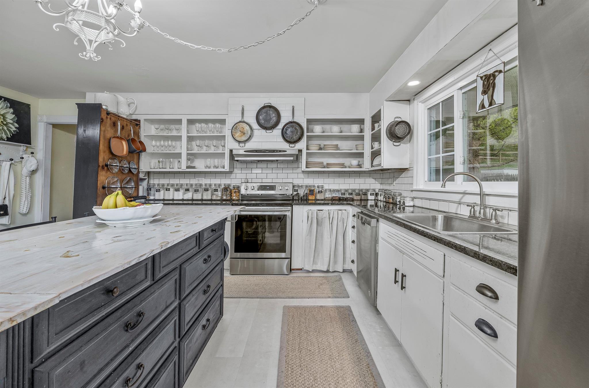 Single Family Hunns Lake  Dutchess County, NY 12581, MLS-857859-22