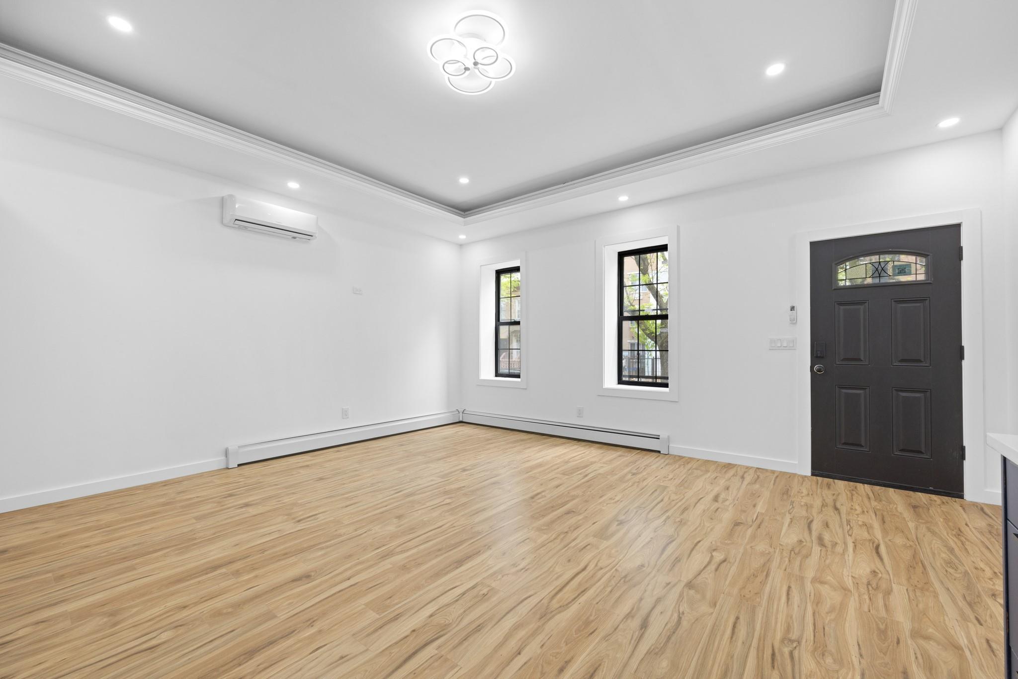 Single Family Milford  Brooklyn, NY 11208, MLS-857884-3