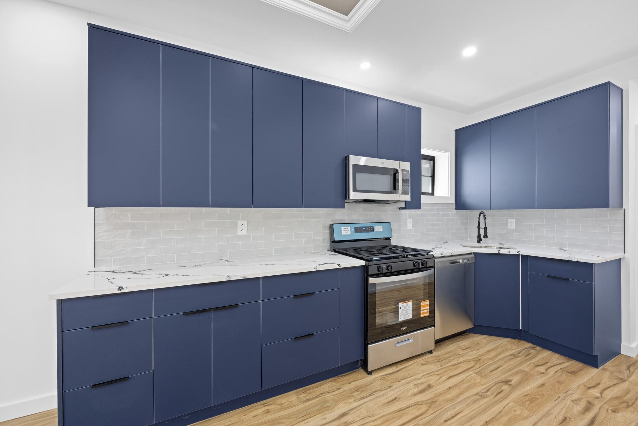Single Family Milford  Brooklyn, NY 11208, MLS-857884-4