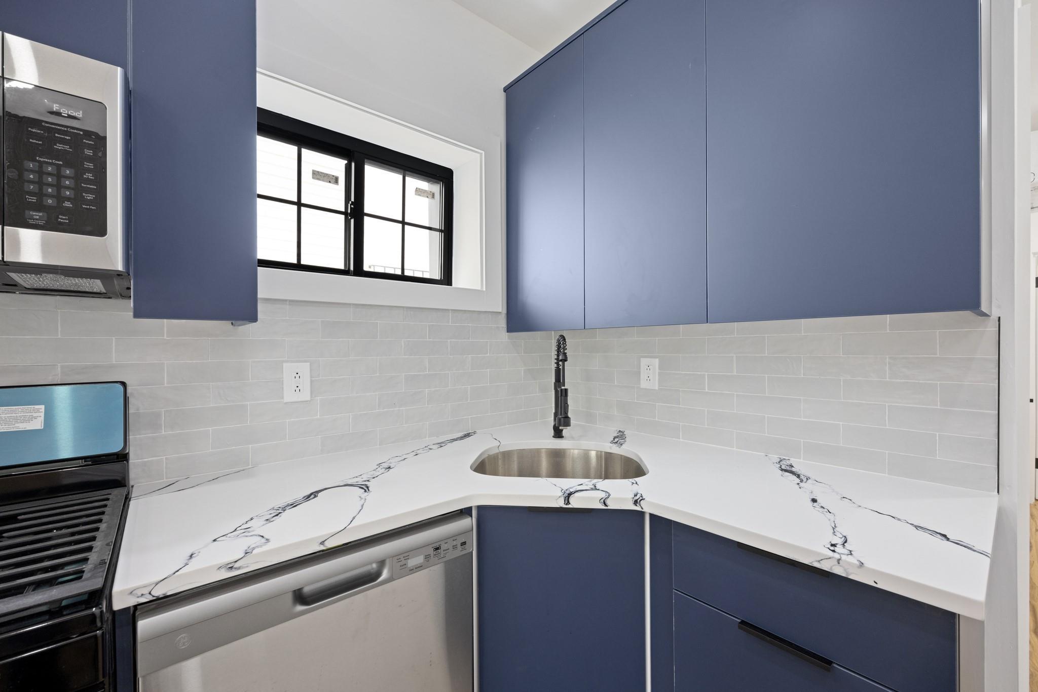 Single Family Milford  Brooklyn, NY 11208, MLS-857884-6