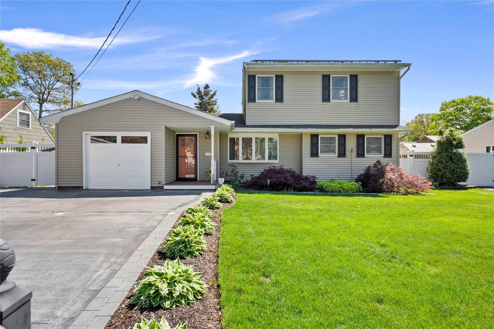 Single Family Avenue D  Suffolk County, NY 11741, MLS-857898-2