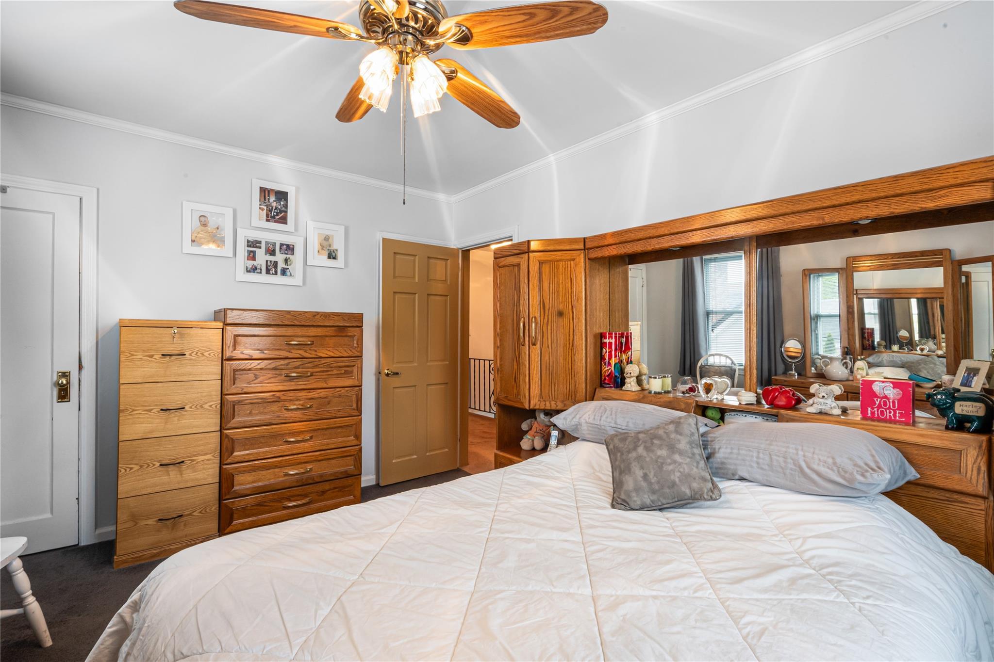 Single Family 252  Queens, NY 11426, MLS-857911-10