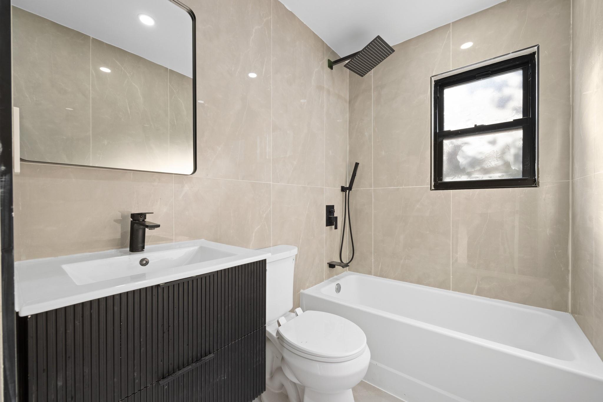 Single Family 131st  Queens, NY 11413, MLS-857934-12